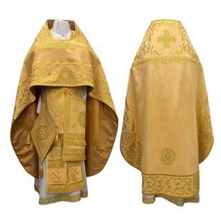 Ієрейське облачення, вишите, слов'янський крій